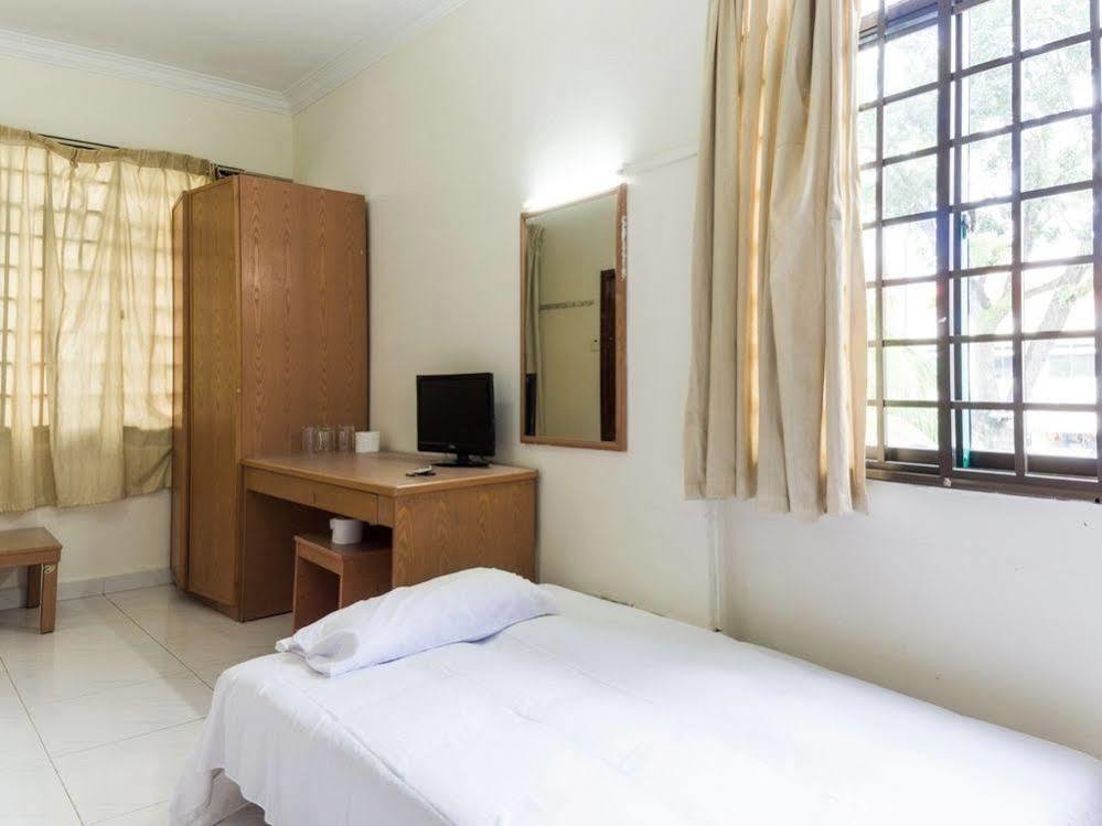 Reddoorz Near Aljunied Mrt Hotel Szingapúr Kültér fotó